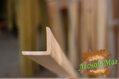 Деревянный уголок без сучковый